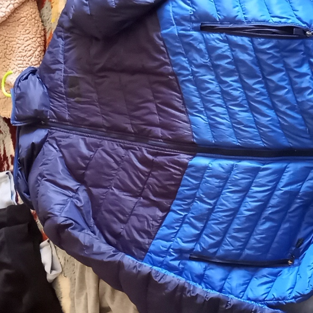 Nike mens puffer coat medium